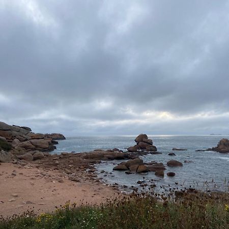 Vila Arty Louannec Exteriér fotografie