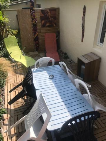 Vila Arty Louannec Exteriér fotografie