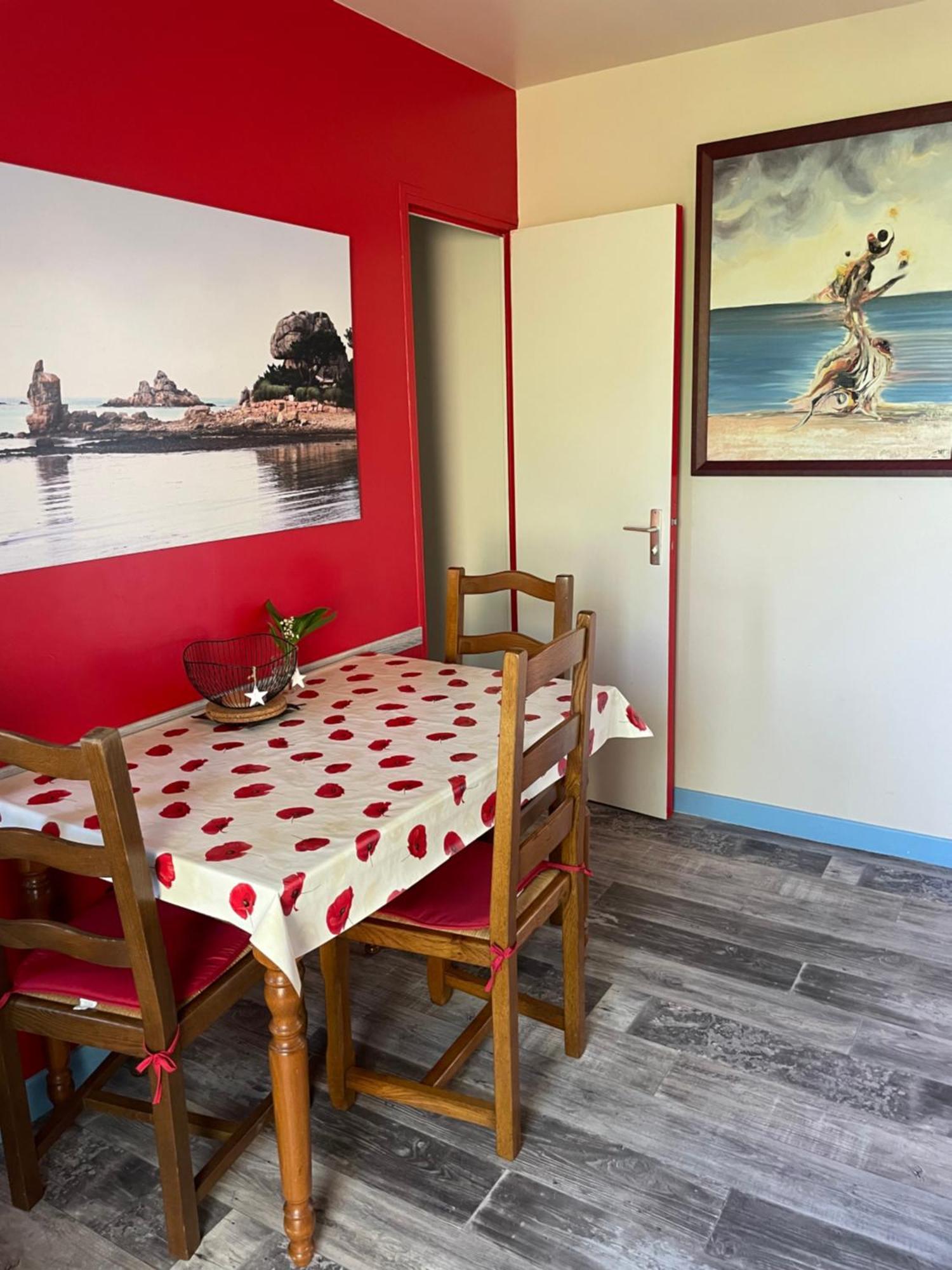 Vila Arty Louannec Exteriér fotografie